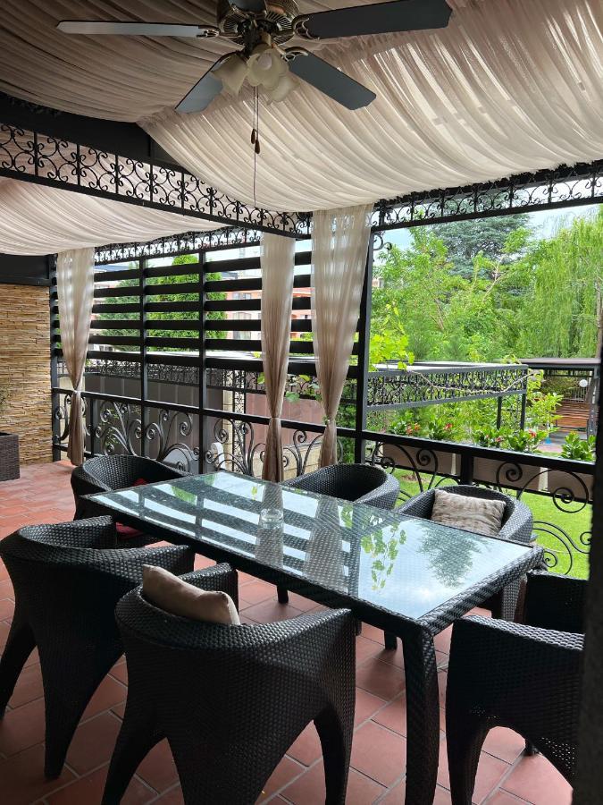 Family Hotel Paradise Saints Constantine and Helena Esterno foto