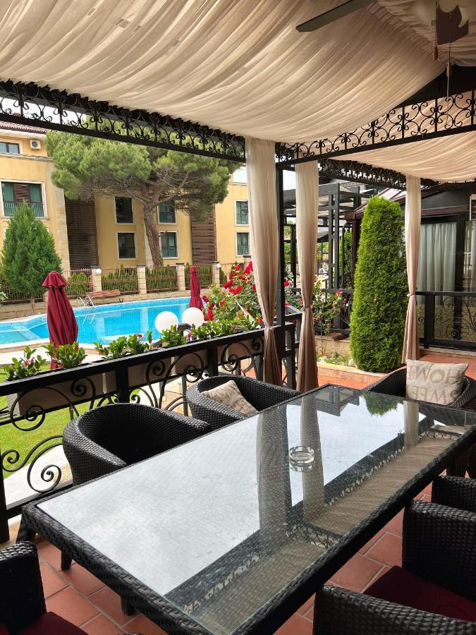 Family Hotel Paradise Saints Constantine and Helena Esterno foto