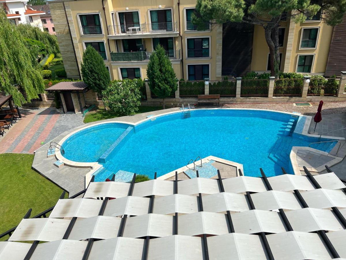 Family Hotel Paradise Saints Constantine and Helena Esterno foto