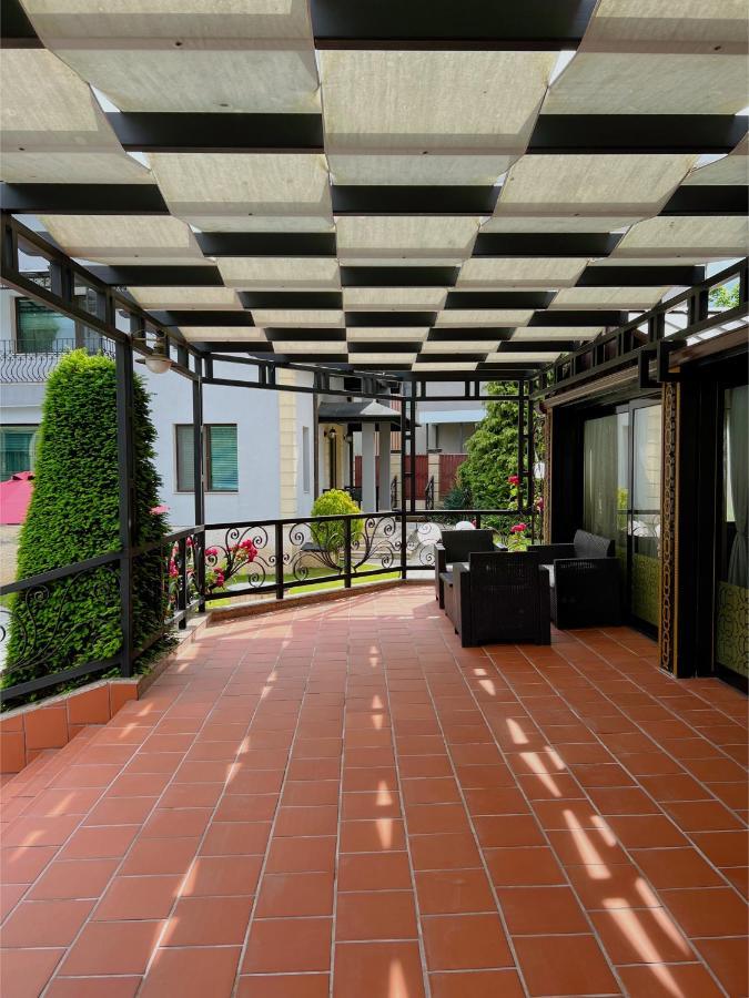 Family Hotel Paradise Saints Constantine and Helena Esterno foto
