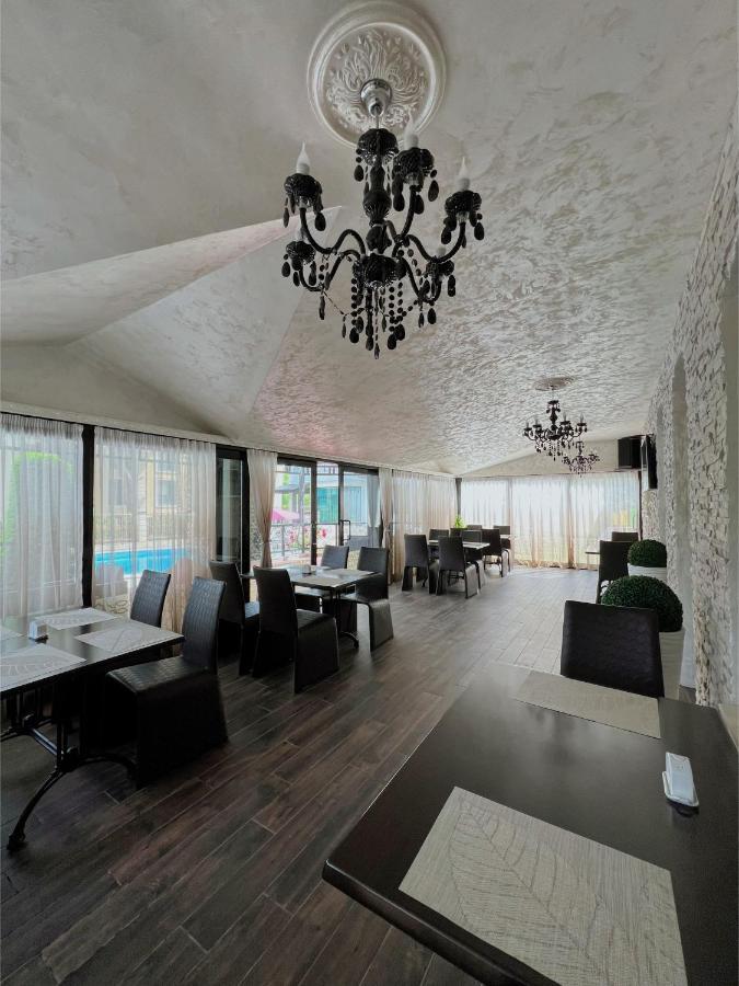 Family Hotel Paradise Saints Constantine and Helena Esterno foto