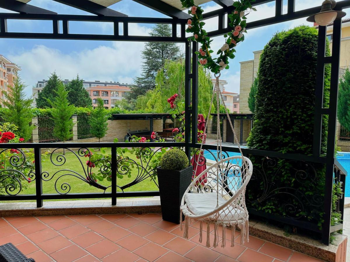 Family Hotel Paradise Saints Constantine and Helena Esterno foto
