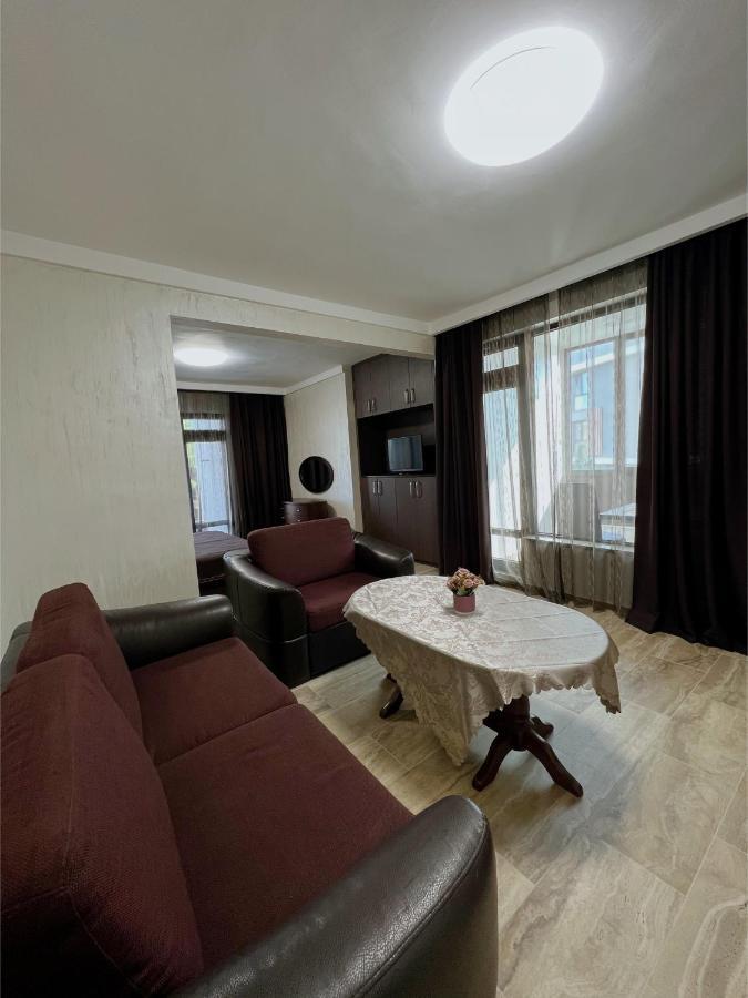 Family Hotel Paradise Saints Constantine and Helena Esterno foto