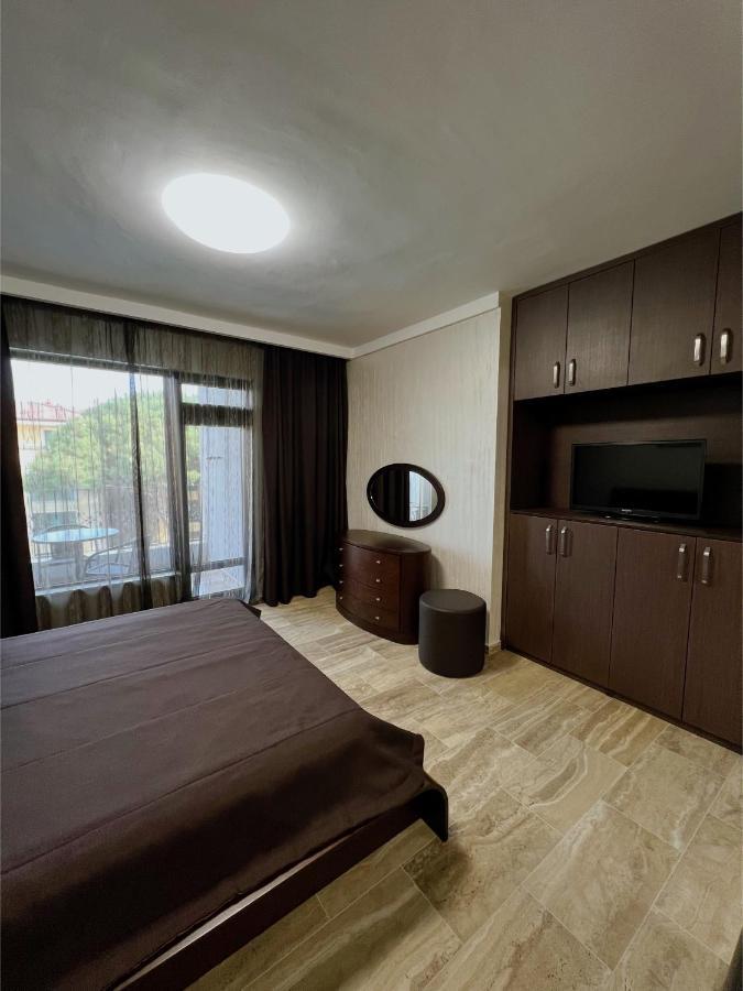 Family Hotel Paradise Saints Constantine and Helena Esterno foto